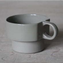Load image into Gallery viewer, Small Cup