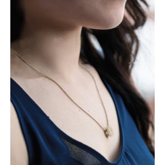 White Coral Beach Small Necklace in Yellow Gold