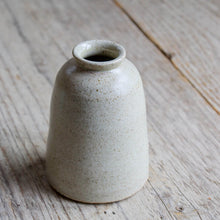 Load image into Gallery viewer, Stem Vase