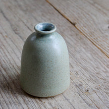 Load image into Gallery viewer, Stem Vase