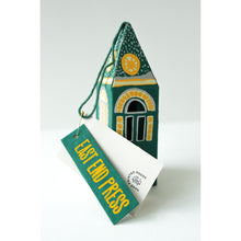 Load image into Gallery viewer, Winter Steeple Board Decoration