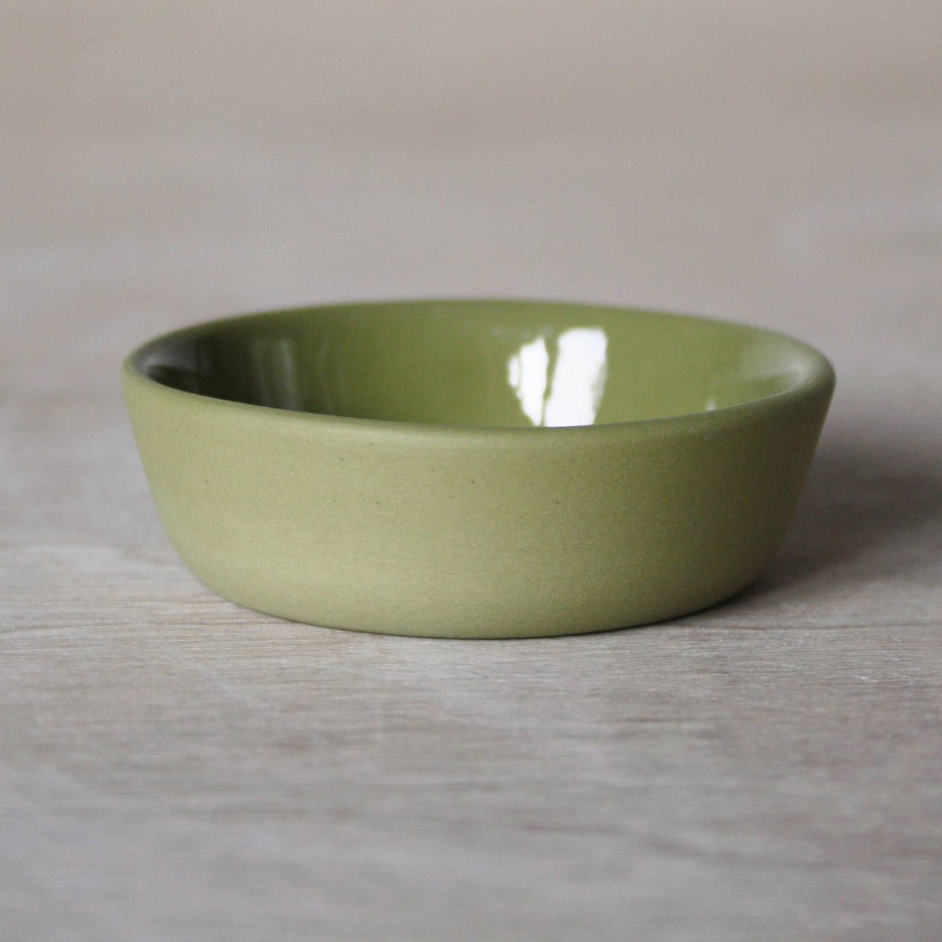 Small Dish in Moss Green