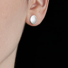 Load image into Gallery viewer, Small Petal Silver Stud Earrings