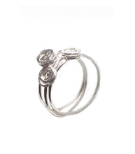Load image into Gallery viewer, Tiny Pond Ripple Stacking Ring