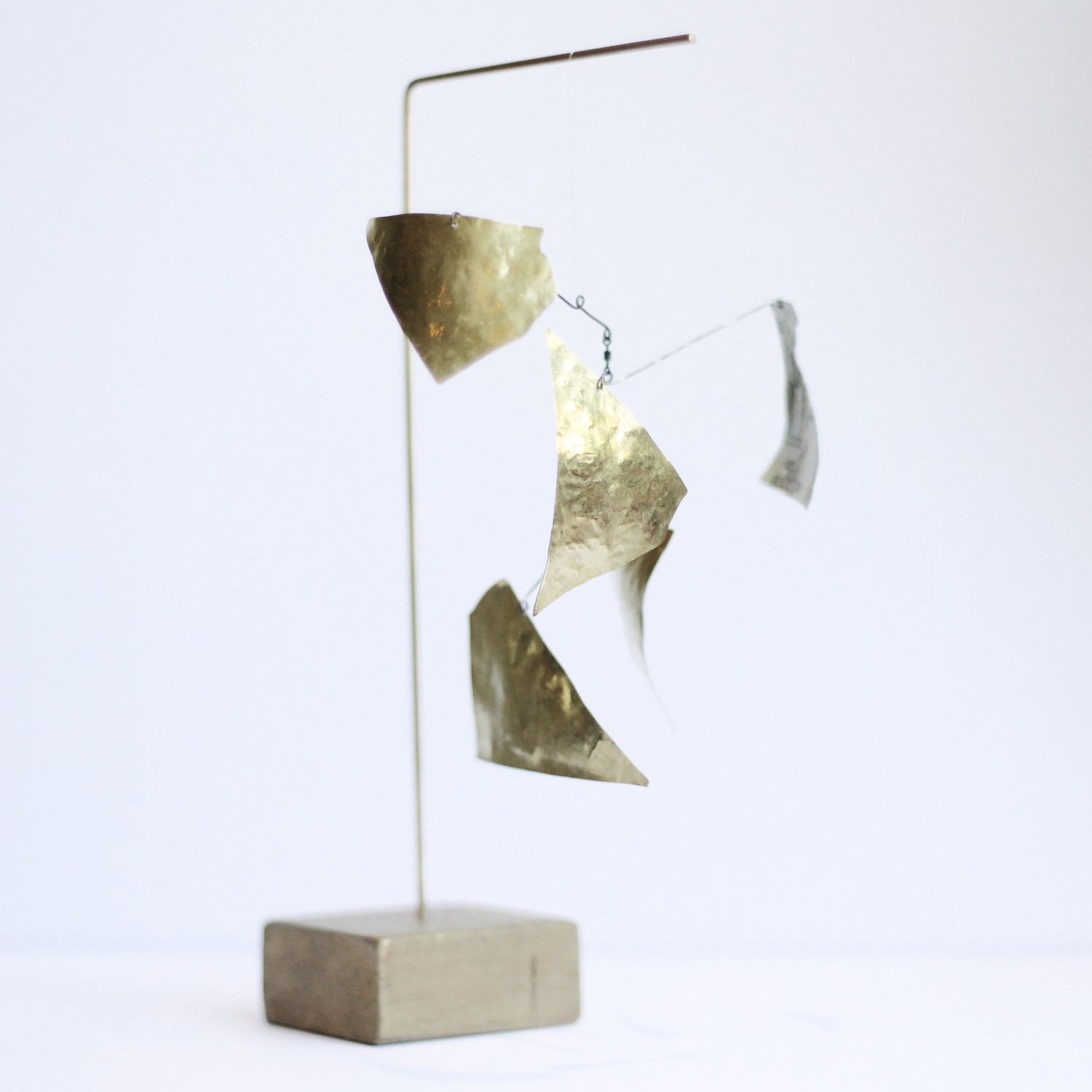Of Air: Mobiles and Stabiles