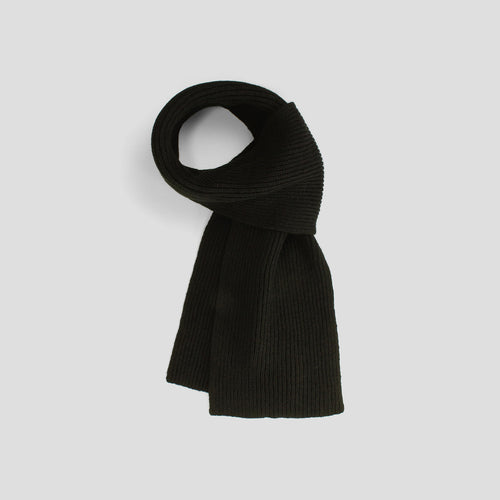 Fisherman's Rib Scarf in Black