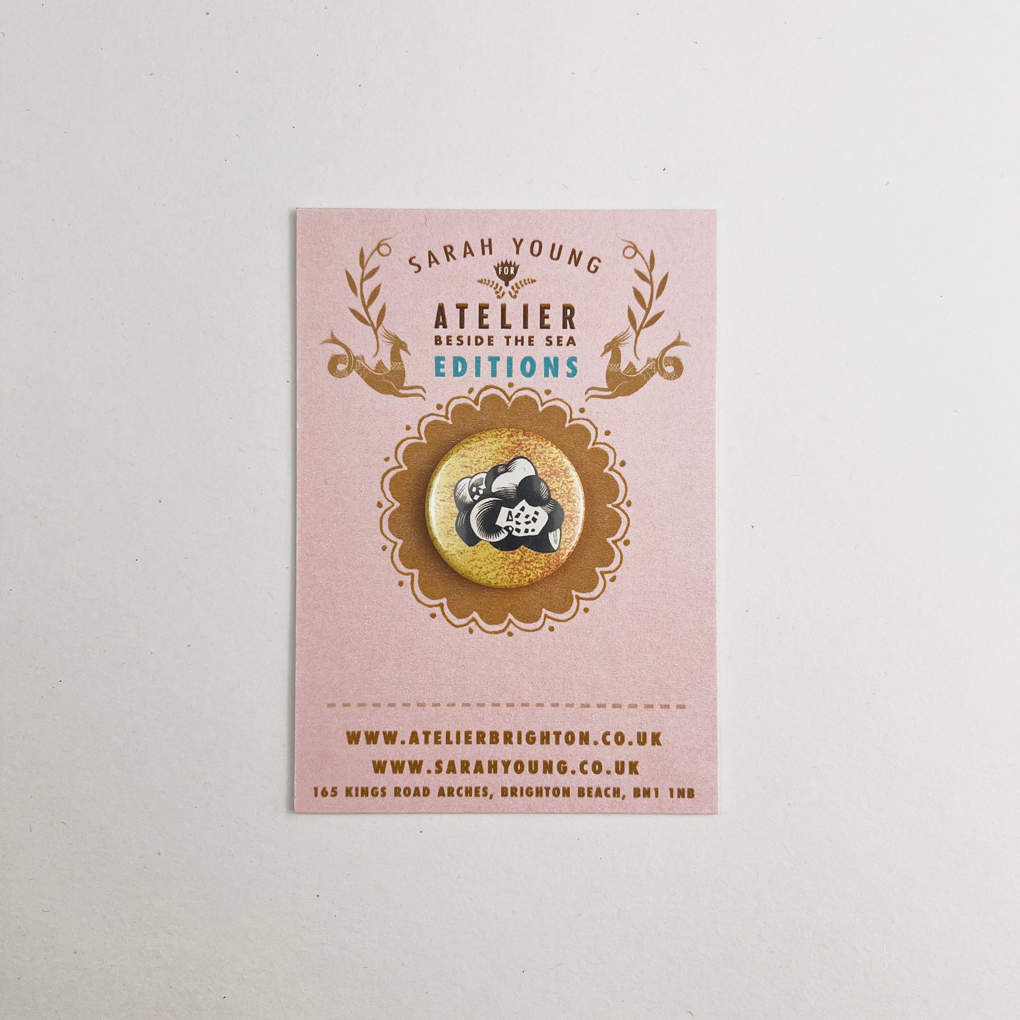 Atelier Editions Pin Badge - Ferrum Metallicum