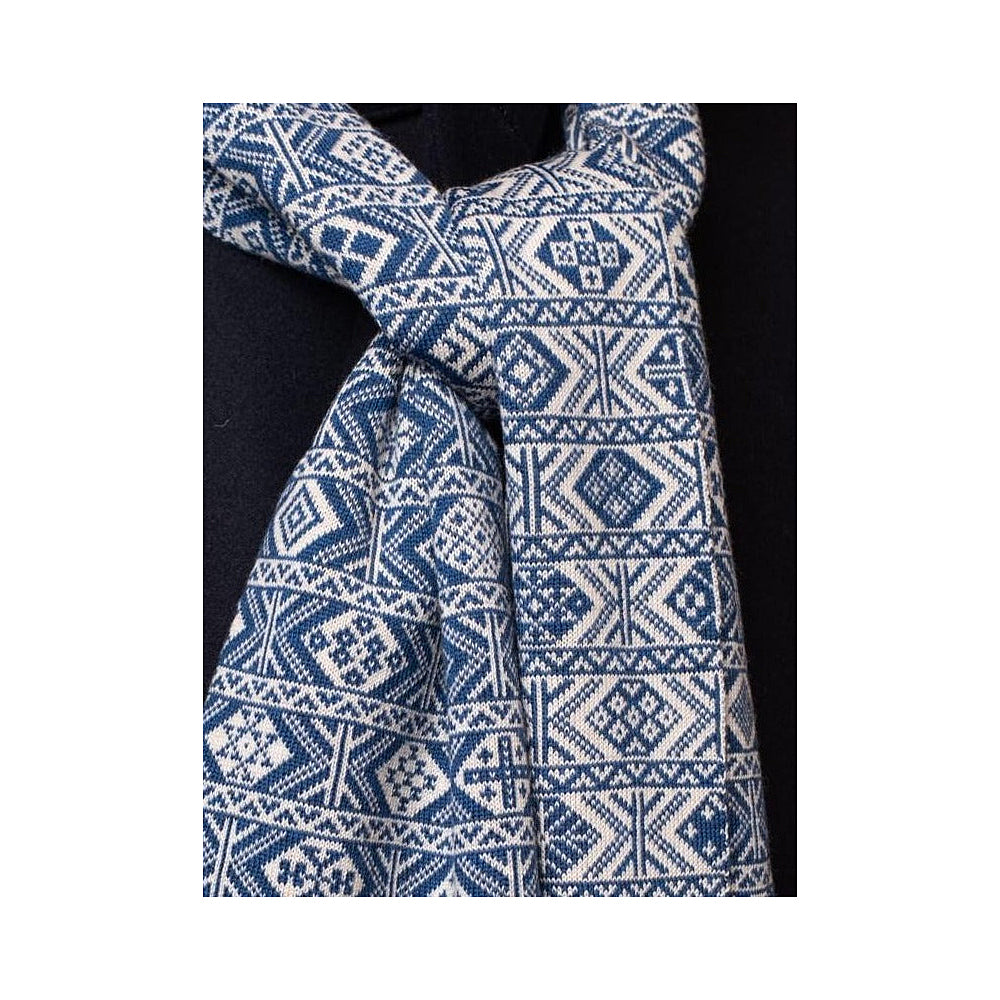 Landmark Design Scarf in Blue