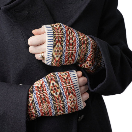 Landmark Design Wristwarmers in Heritage