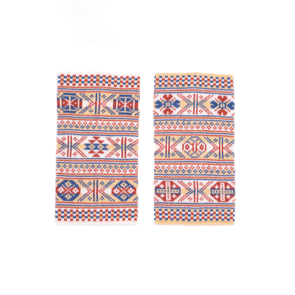 Rare Design Wristwarmers in Heritage
