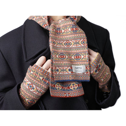 Rare Design Wristwarmers in Heritage