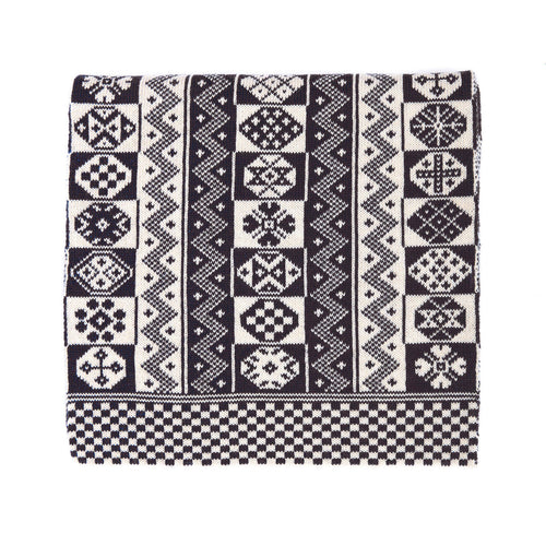 Zigzag Design Scarf in Black