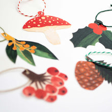 Load image into Gallery viewer, Festive Gift Tags
