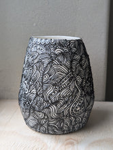 Load image into Gallery viewer, Illustrative Vase - Porcelain