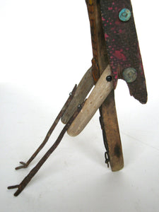 Rust-Speckled Gadabout