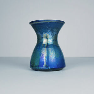 Diabolo Vase with Dragonfly