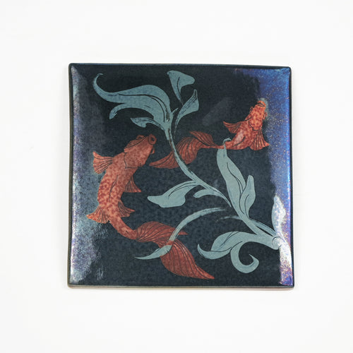 Tile with Fish and Weed
