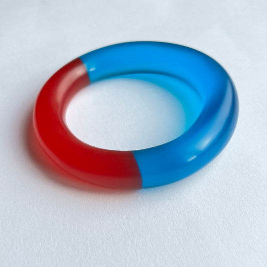 Thin Round Resin Bangle in Blue and Red