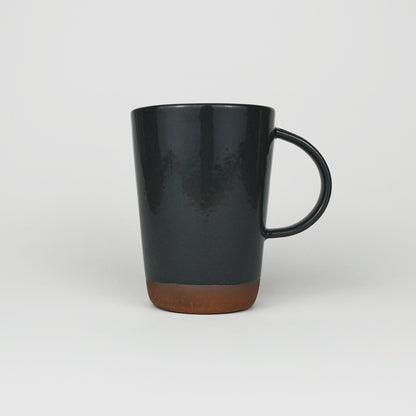 Petal Terracotta Cup in Black