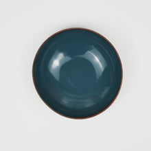 Load image into Gallery viewer, Petal Large Bowl
