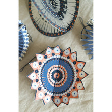 Load image into Gallery viewer, Stars Paper Ornaments