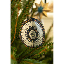 Load image into Gallery viewer, Stars Paper Ornaments