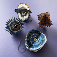 Load image into Gallery viewer, Stars Paper Ornaments