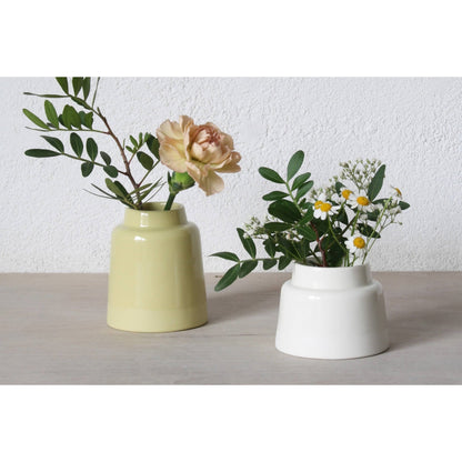 Mini Vase Short in White