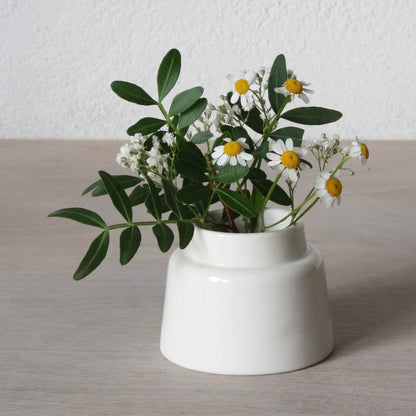 Mini Vase Short in White