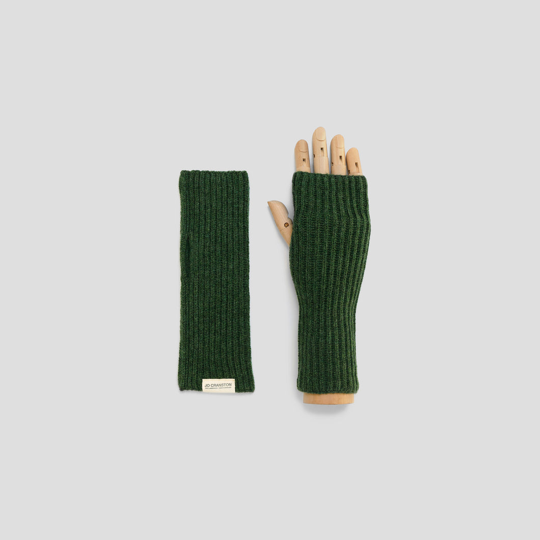 Fisherman's Rib Fingerless Gloves in Serpentine