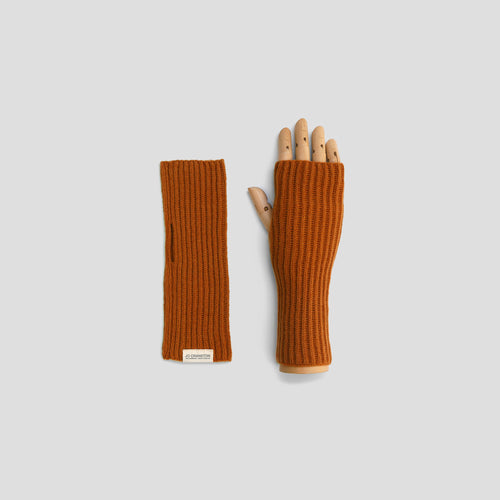 Fisherman's Rib Fingerless Gloves in Sienna