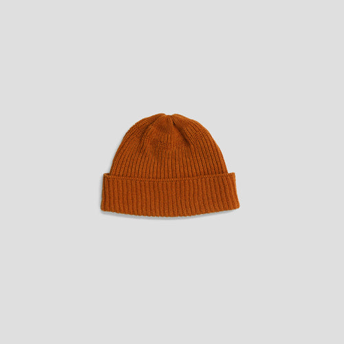 Fisherman's Rib Short Beanie in Sienna