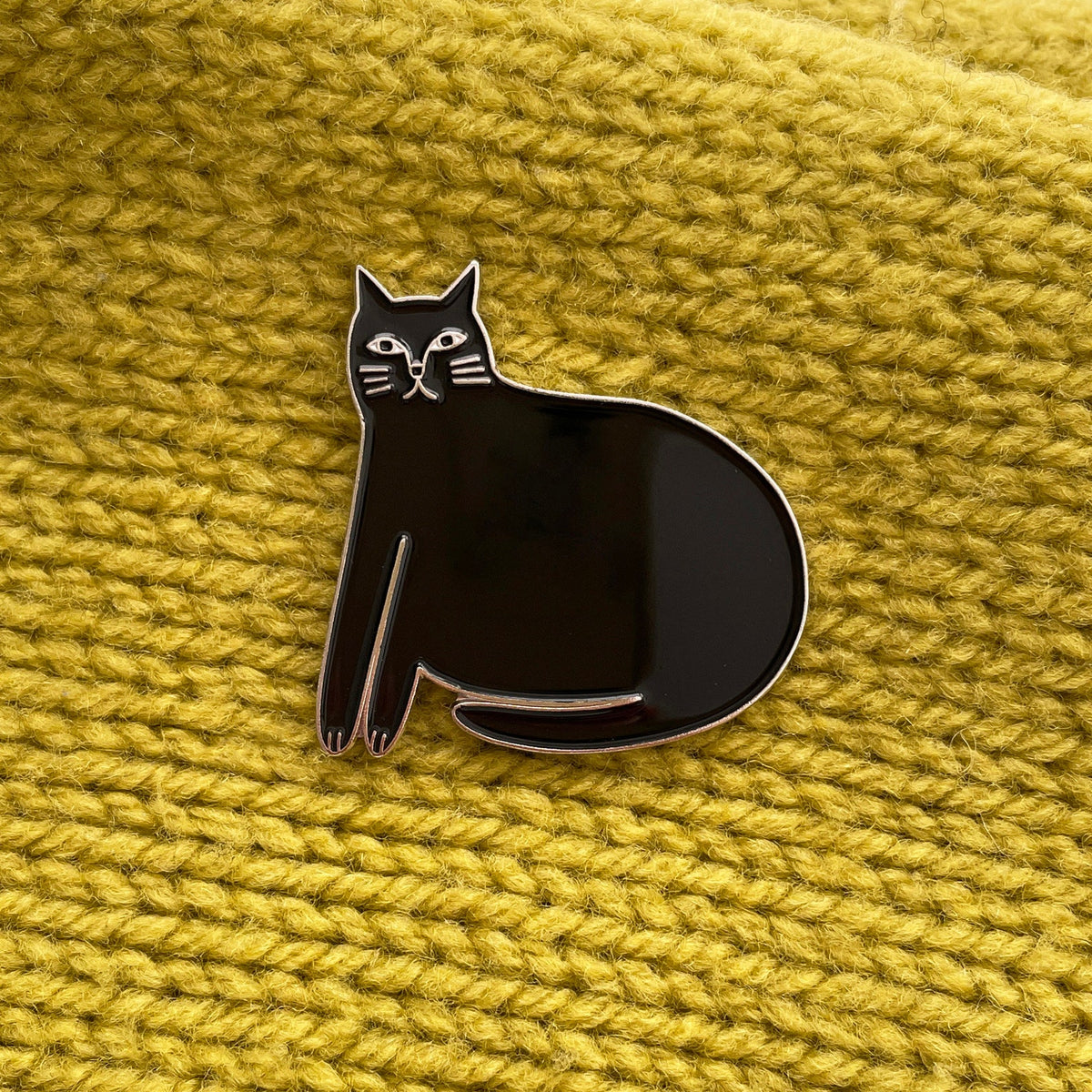 Enamel Pin: Poser