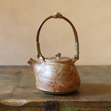 Load image into Gallery viewer, Shino Teapot