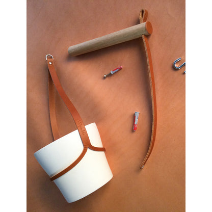 Peg Plant Hanger and Pot Holder