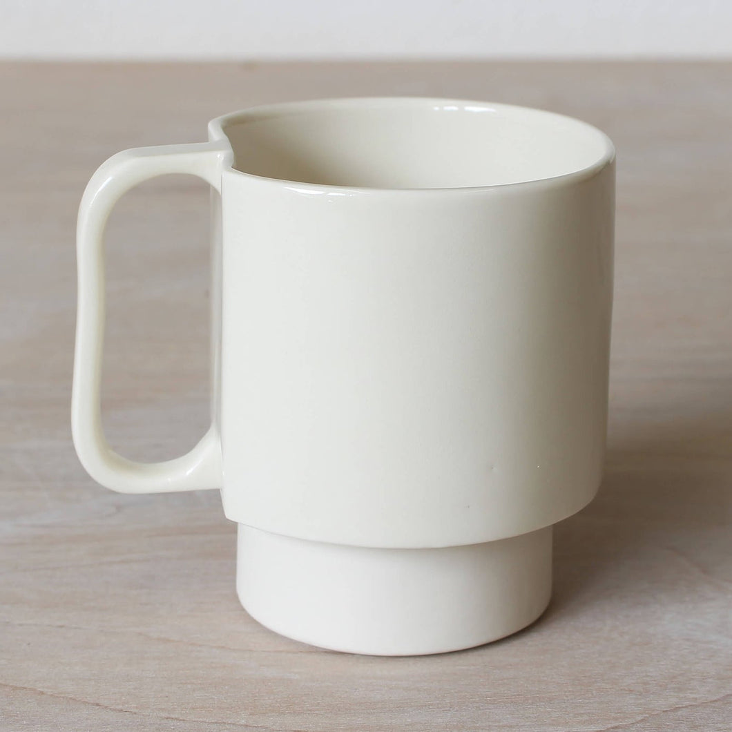 Medium Cup