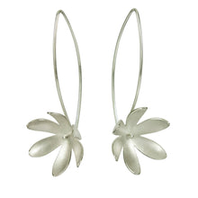 Load image into Gallery viewer, Daisy Front Facing Silver Long Wire Earrings