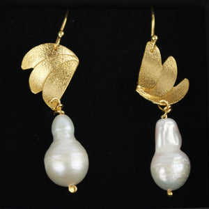 Luna di Positano Dangle Earrings in Gold Vermeil with Freshwater Pearls