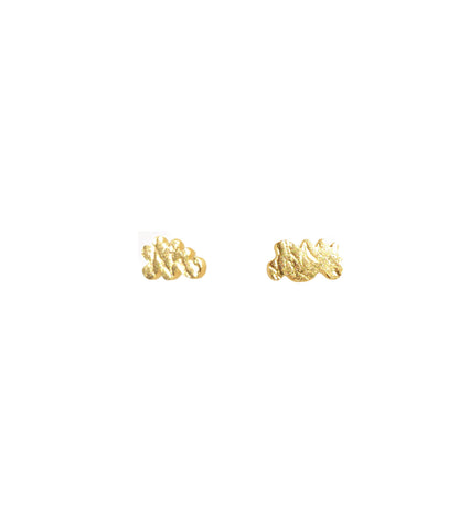 Recycled Pieces Studs in Yellow Gold