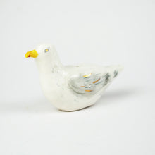 Load image into Gallery viewer, Seagull Bud Vase