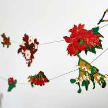 Load image into Gallery viewer, Winter Foliage Garland
